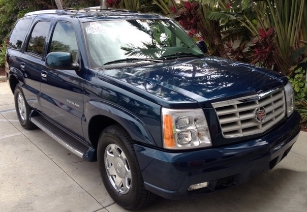 2005 Cadillac Escalade Photo