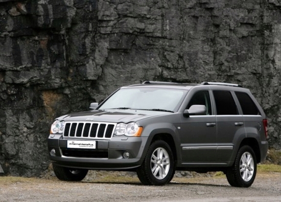 Grand Cherokee Photo