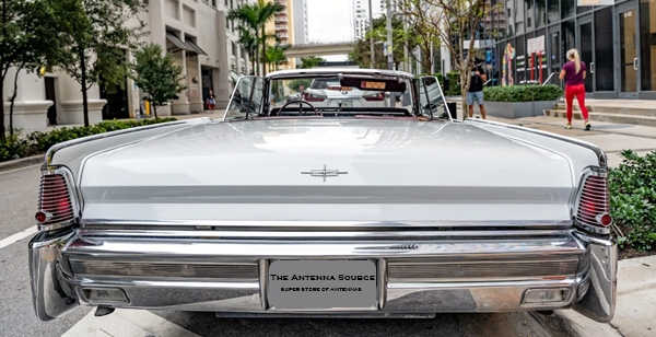 Lincoln Rear Photo