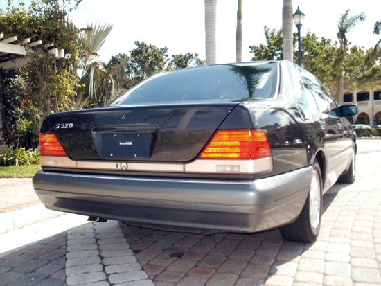 1995 Mercedes S320 Photo