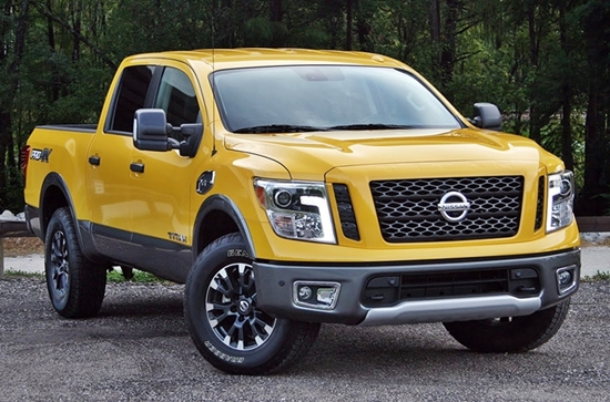 2017 Nissan Titan Photo